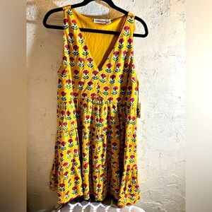 Vibrant Sincerely Jules Yellow Floral Block Print Dress, adorable, loose, NWT
